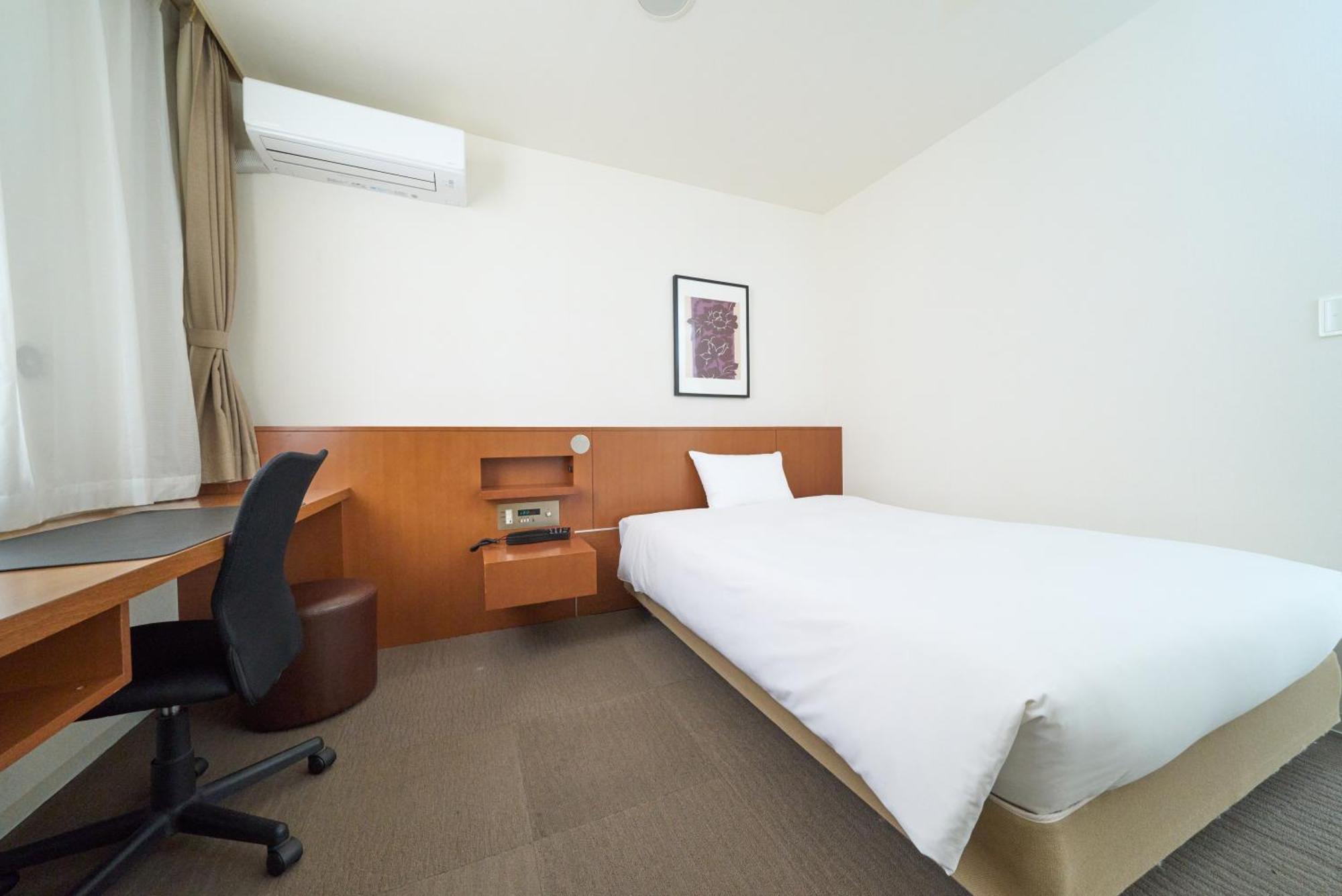 Hotel Tohkai Atsugi Eksteriør billede