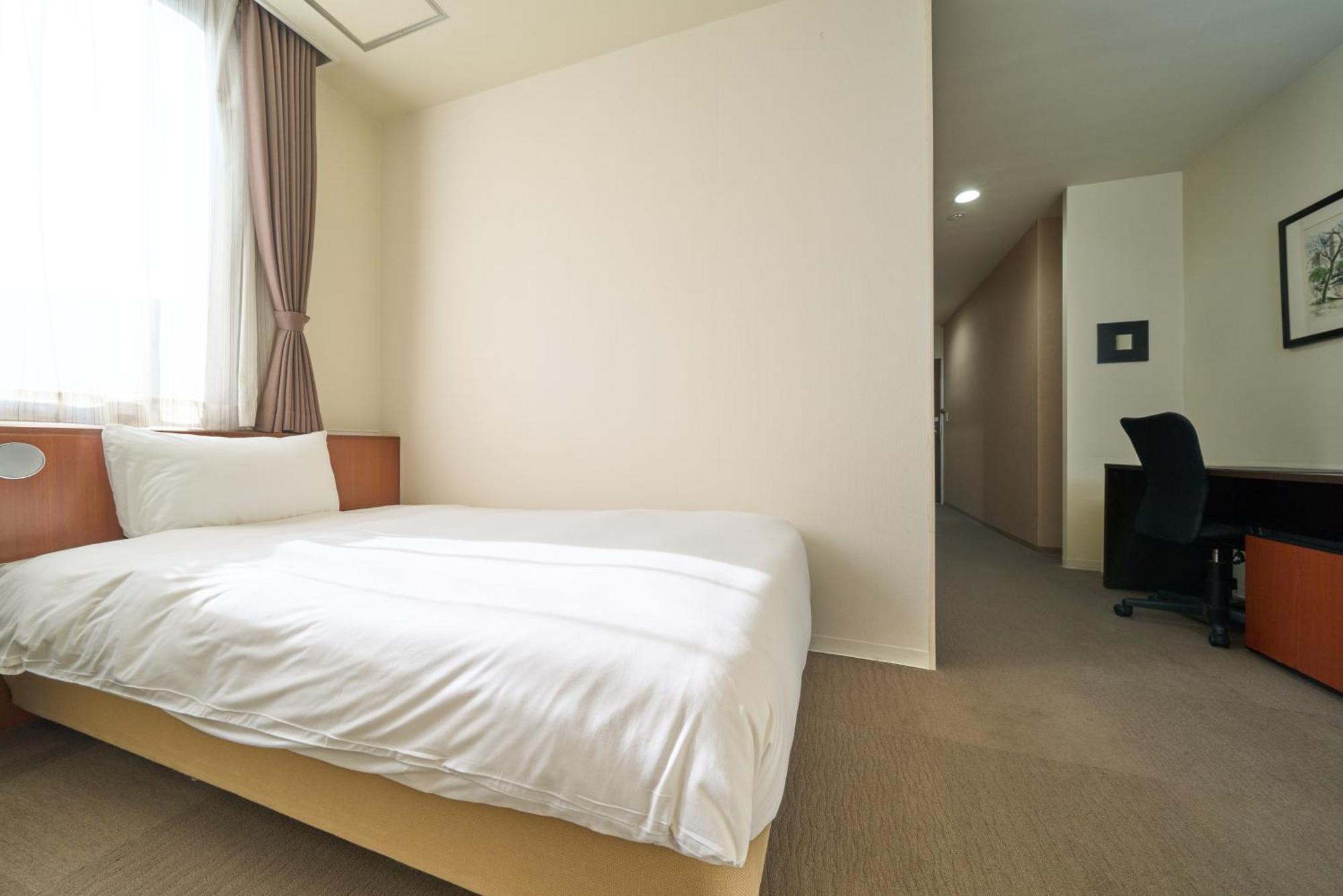 Hotel Tohkai Atsugi Eksteriør billede